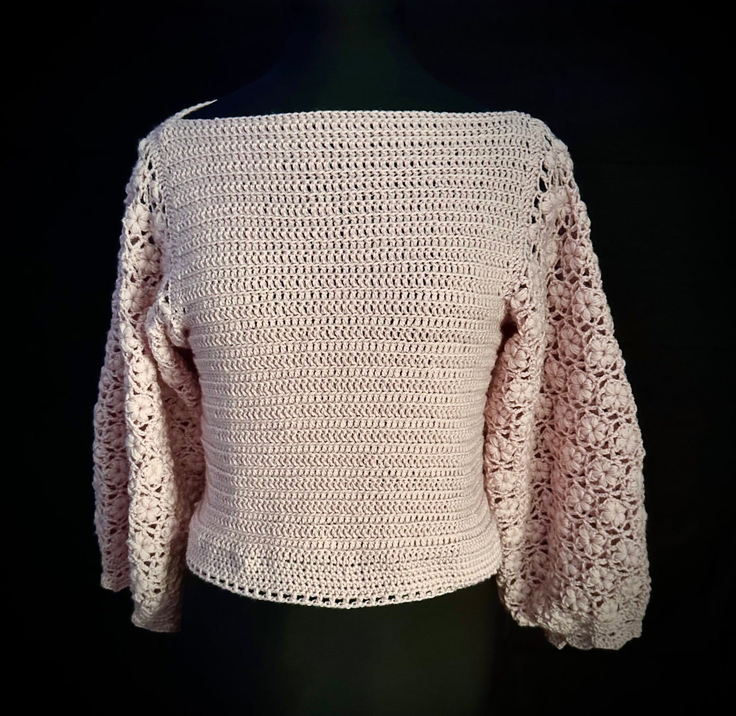 Sweaters & Tops