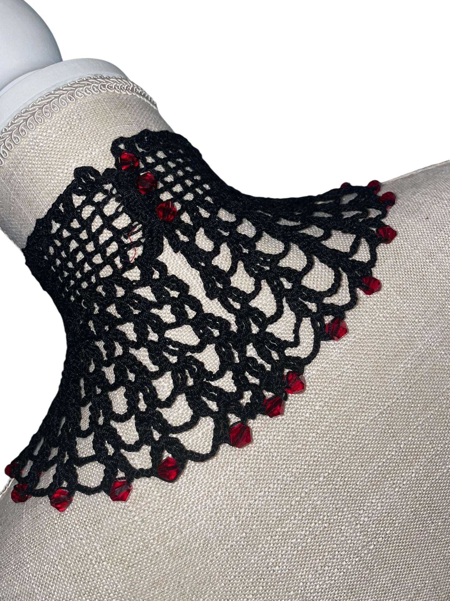 Victorian Shell Choker